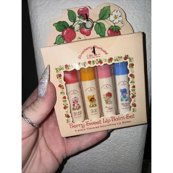 NWT Strawberry Shortcake CélaVi Berry Sweet 4-Piece Lip Balm Set – Flavored - Picture 1 of 4